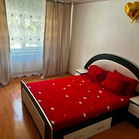 2 Si 1 Sufragerie, La Parter Aproape De Plaja Si De Parc Loc Linistit Supermarketul Aproape Gara Si Multe Altele 2 Intrari Pe Soseaua Constantei Si Pe Pictor Tonitza Appartement